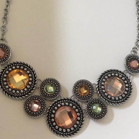 Premier Designs Chiffon Necklace - Picture 4 of 5